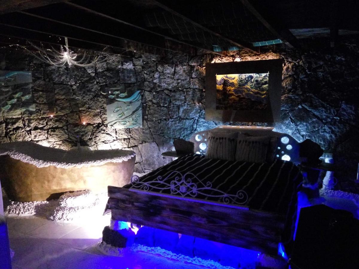 Aloelux Villa ! - Private Villa With Jacuzzi, Cinema ,Massage ,Wonderful View, Art Desing Villa Conil Zewnętrze zdjęcie
