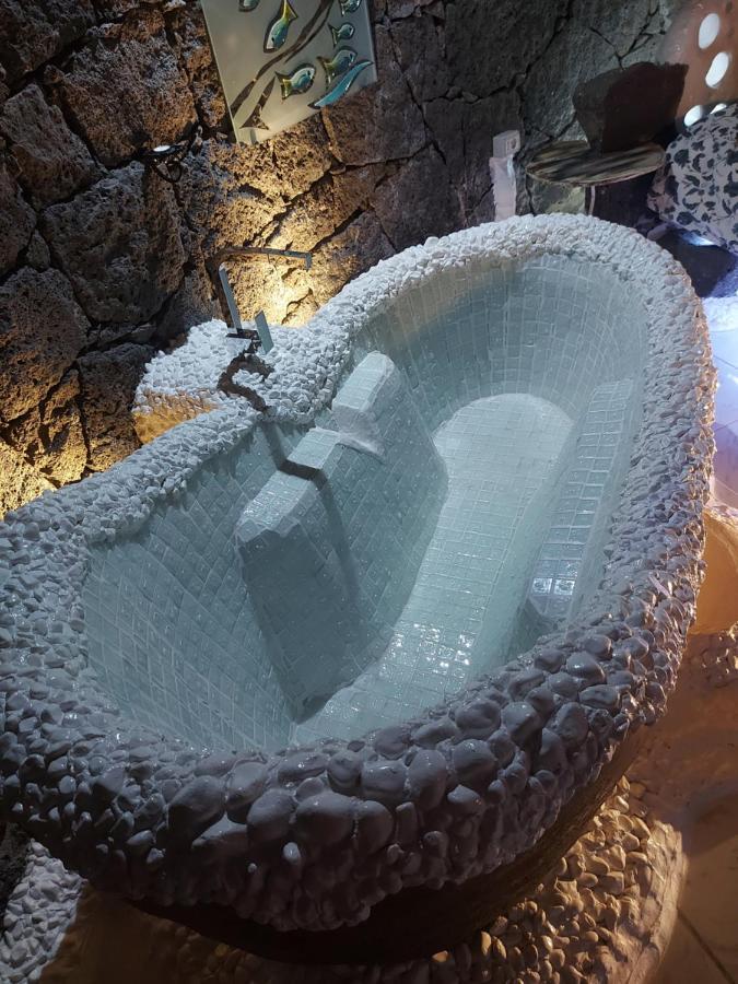 Aloelux Villa ! - Private Villa With Jacuzzi, Cinema ,Massage ,Wonderful View, Art Desing Villa Conil Zewnętrze zdjęcie